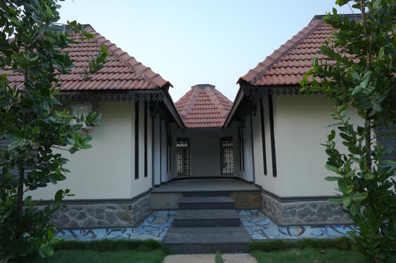 Hibis By Sparsa Vellore Bagian luar foto